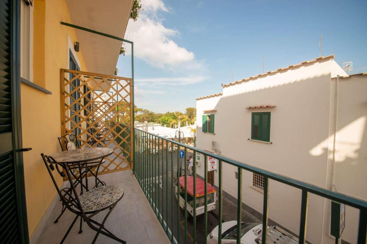 B&B La Piazzetta Ischia Ngoại thất bức ảnh